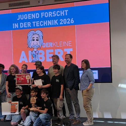 Bild zeigt die Siegerehrung