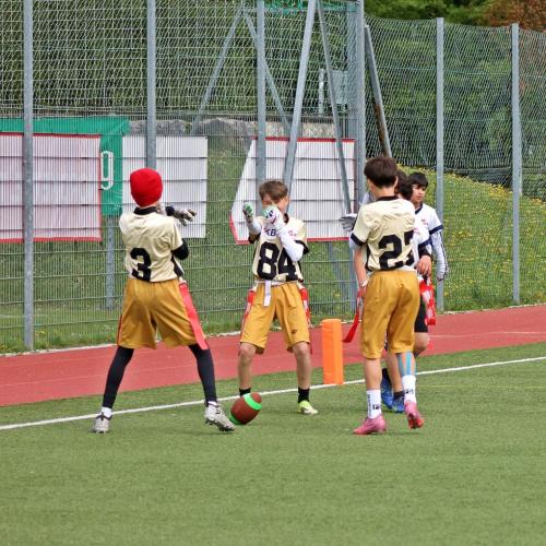 Bild zeigt mehrere Spieler