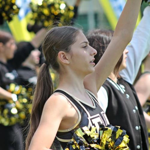 Bild zeigt eine Cheerleaderin