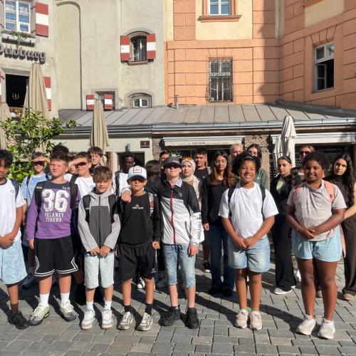 Das Foto zeigt die SchülerInnengruppe